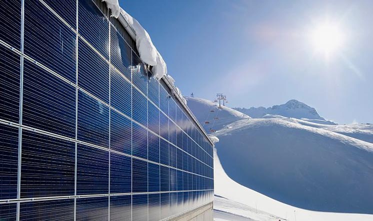 Новий електричний генератор виробляє енергію з падаючого снігу