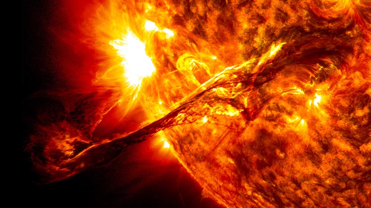 Геліофізики стверджують — розкрита «гаряча» таємниця, яку наше Сонце приховувало 500 років