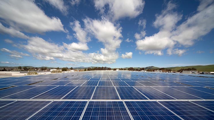 Нова технологія підвищить ККД сонячних батарей в чотири рази