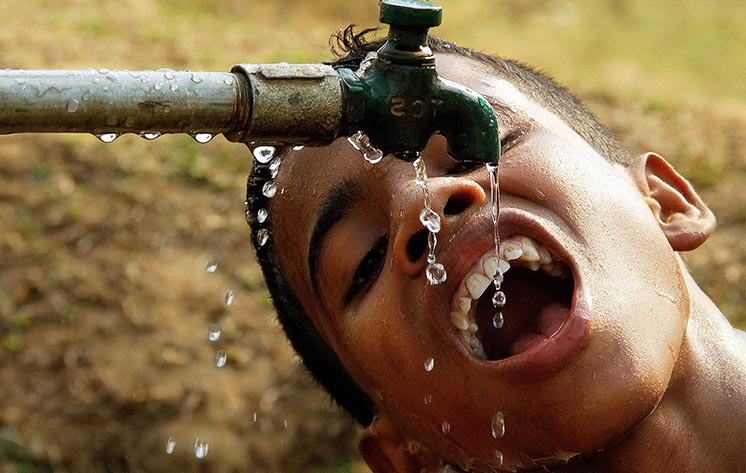Доповідь Світового банку: забруднення води вже призводить до затримок розвитку у дітей