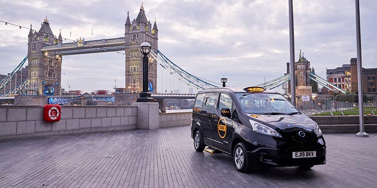 Лондонські «кеби» отримали електричного конкурента Dynamo Taxi