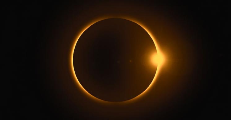 Сонце порадувало землян захоплюючим видовищем вогняного кільця під час затемнення