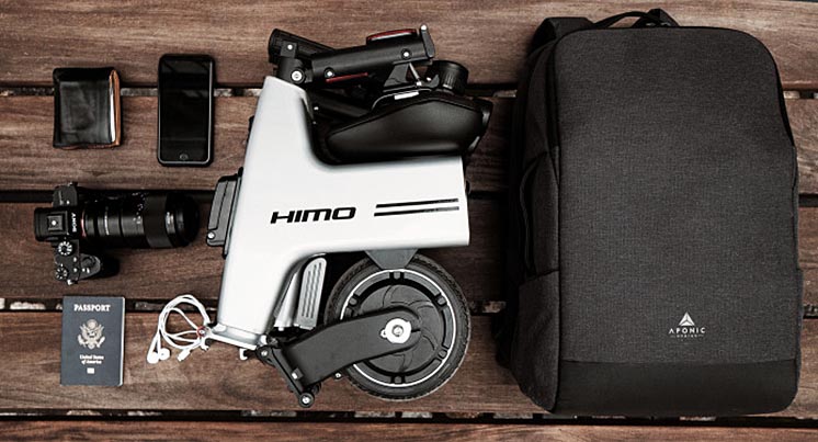 Новий мініатюрний електричний велосипед поміщається у звичайний рюкзак
