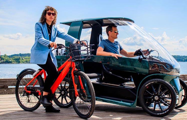 Car-eBike - новий гібрид електромобіля та велосипеда для міст майбутнього