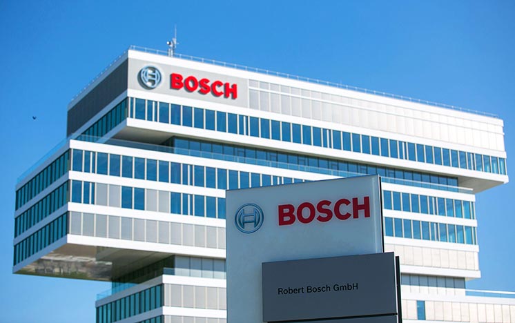 У концерні Bosch закликали автовиробників виступити проти електромобілів